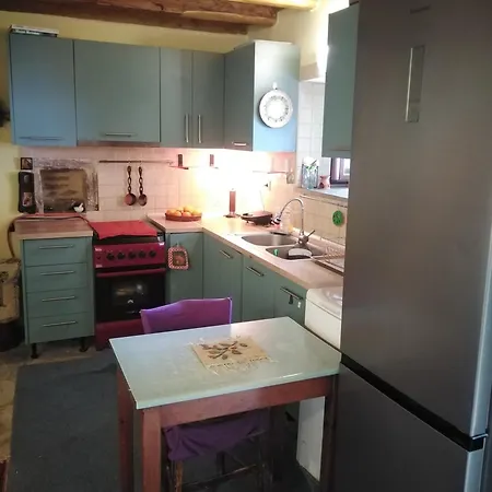 Joy's Maisonette Кала-Нера